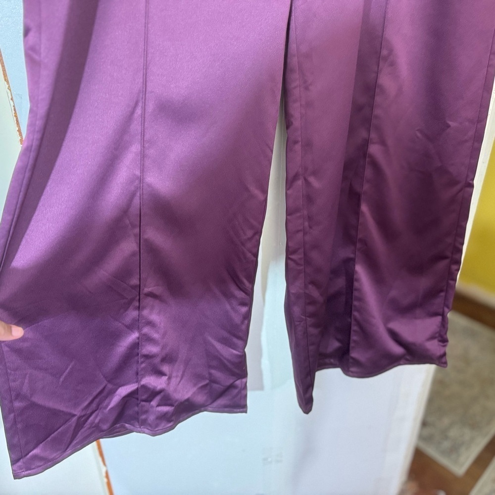 Prettylittlething Premium Plum Constructed Satin Pleat Wide Leg Pants - Picture 6 of 12
